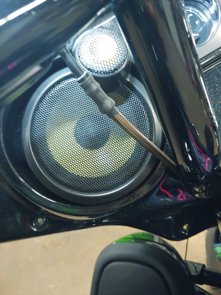 Harley Davidson Focal speakers
